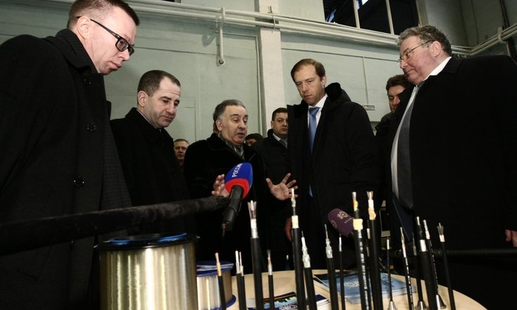 Михаил Бабич посетил в Саранске предприятия по производству оптоволоконной продукции