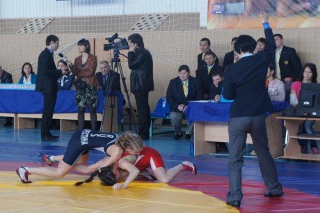 Оренбургская спортсменка завоевала золотую медаль на первенстве России по вольной борьбе
