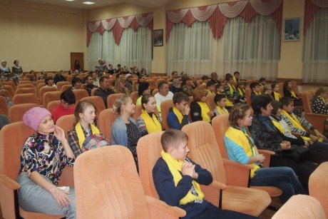 Школьники из Марий Эл отправились на Кремлёвскую ёлку в Москву