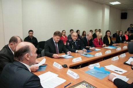 Обеспечить эффективную защиту прав и свобод человека