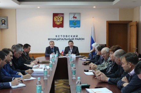 Рабочая поездка главного федерального инспектора в Кстовский район