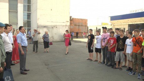 Для участия в оборонно-спортивном лагере «Гвардеец» в Нижний Новгород приехали подростки из Крыма 