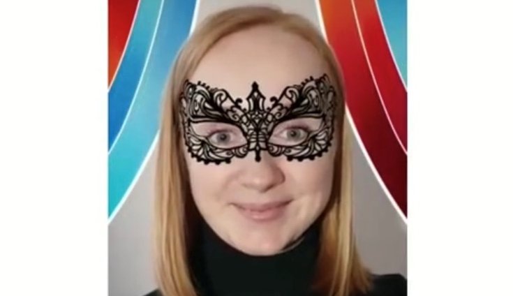 Фирменная маска «Театрального Приволжья» появилась в Instagram