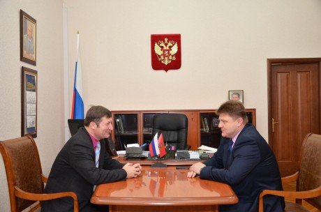 Встречи с лидерами парламентских фракций региона