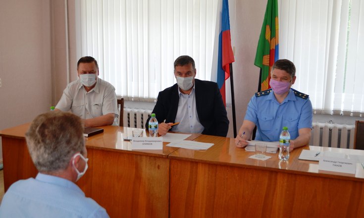 Главный федеральный инспектор провел выездной прием граждан Арбаж