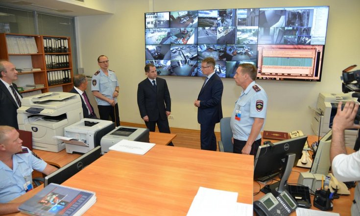 Возможности аппаратно-программного комплекса «Безопасный город» продемонстрировали полпреду в Татарстане
