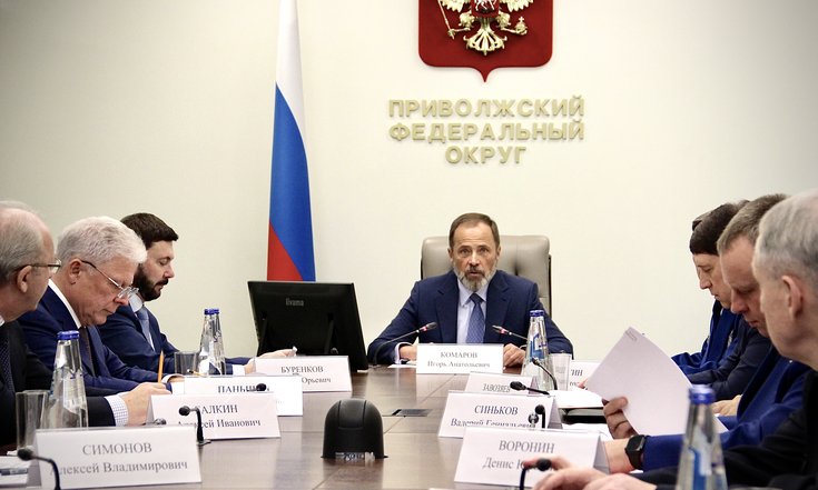 Комаров