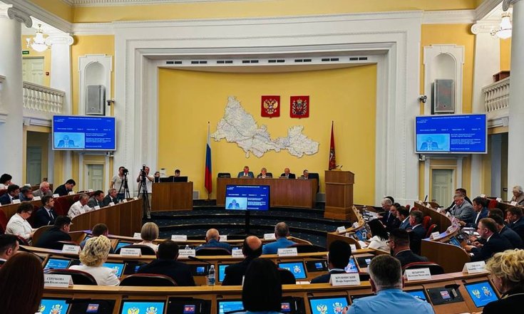 релиз_Владимир_Бобров_принял_участие_в_заседании_Законодательного_Собрания