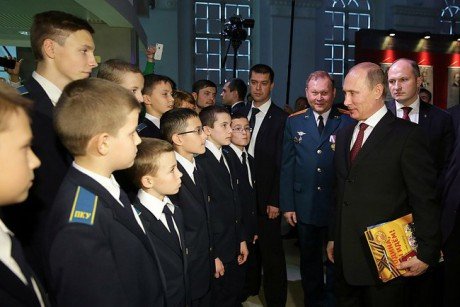 Верховный главнокомандующий пожелал успехов воспитанникам Оренбургского президентского кадетского училища