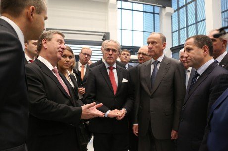 Михаил Бабич посетил завод «ДМГ Мори»