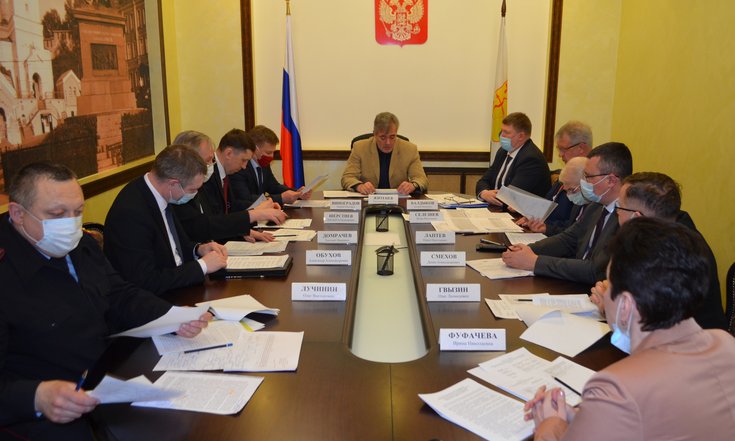 Как повысить качество реализации национальных проектов обсудили на совещании под председательством Главного федерального инспектора по Кировской области