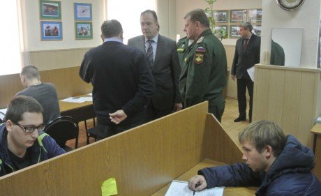 В ходе призывных кампаний на военную службу «уклонистов» становится меньше
