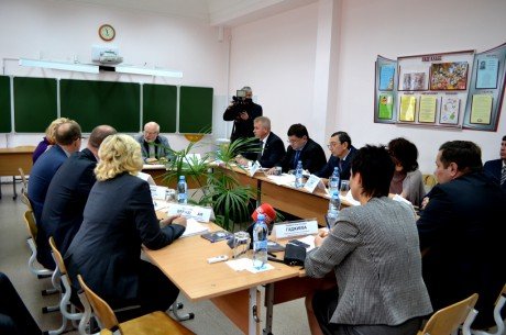 В Пермский край с рабочей поездкой находится советник Президента РФ, председатель Совета при Президенте РФ по развитию гражданского общества и правам человека Михаил Федотов