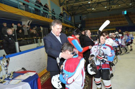 Владимир Климов стал болельщиком соревнований «Кубка Федерации хоккея с шайбой Кировской области»