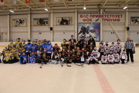 Юные хоккеисты Нижегородской области разыграли путевку на окружной финал «Золотой шайбы»
