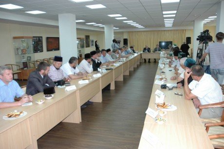 В Пензе обсудили организацию курсов для адаптации мигрантов и условия предстоящего хаджа