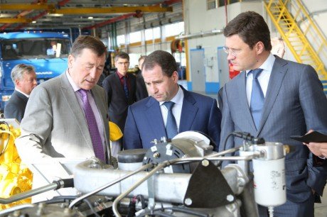 Михаил Бабич посетил выставку газомоторной техники в г.Набережные Челны и церемонию запуска электроподстанции на территории ОЭЗ "Алабуга"