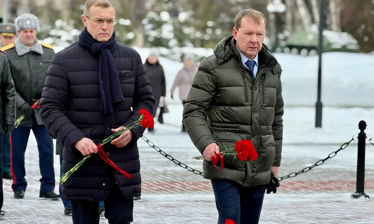 Пресс-релиз_В День защитника Отечества в Йошкар-Оле возложили цветы к Вечному огню