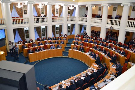Выходить на решение системных проблем ЖКХ