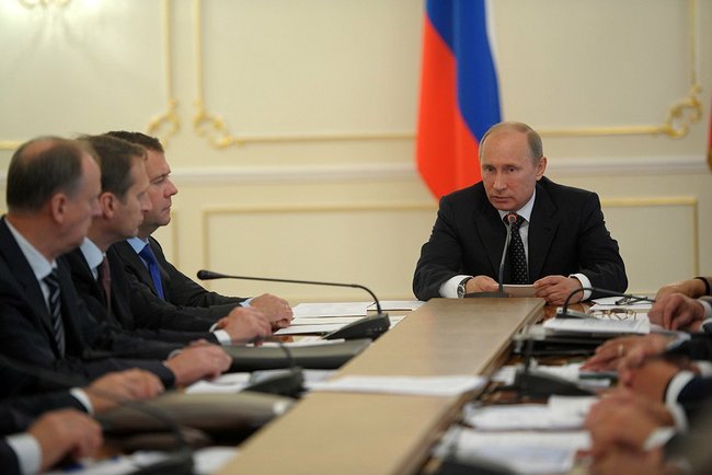 Владимир Путин провёл заседание Совета Безопасности в расширенном составе
