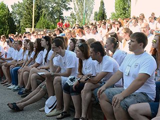 Восемь молодых лидеров из Нижегородской области примут участие в международном молодёжном слете «Таврида»