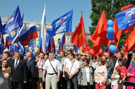 В День России оренбургскому школьнику вручен нагрудный знак «Горячее сердце» за спасение людей